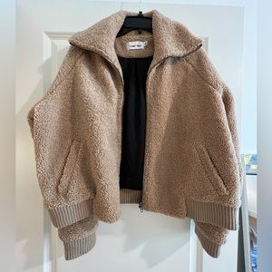Line & Dot Teddy Jacket